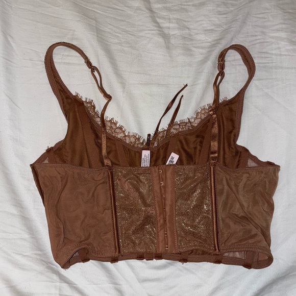 NEVER WORN VICTORIA SECRET ANGELS LACED UP CORSET BRA TOP - Picture 3 of 4
